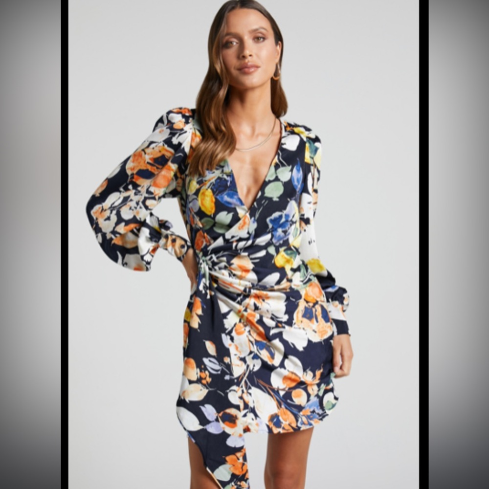 JARRAH MINI DRESS - LONG SLEEVE WRAP DRESS IN NAVY FLORAL